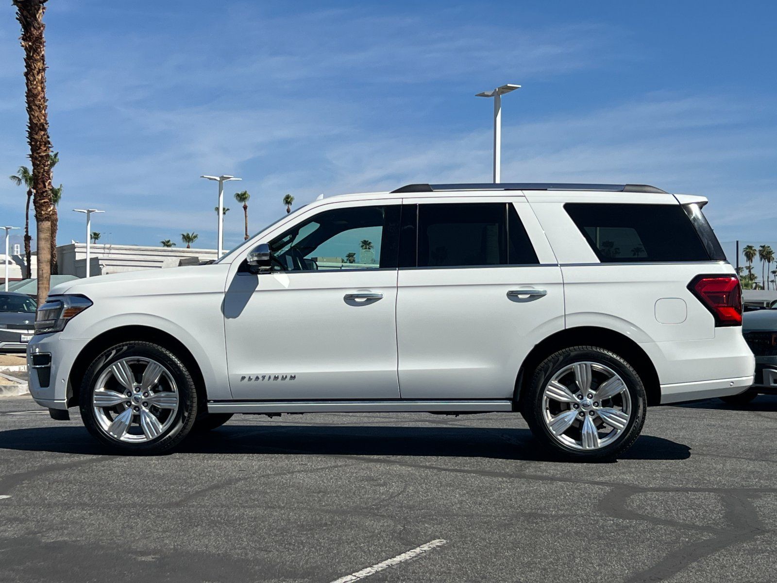 Used 2024 Ford Expedition Platinum RWD image 6