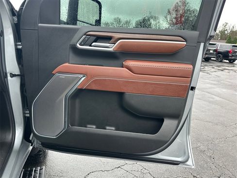 Used 2026 GMC Sierra 2500 Denali Ultimate image 15