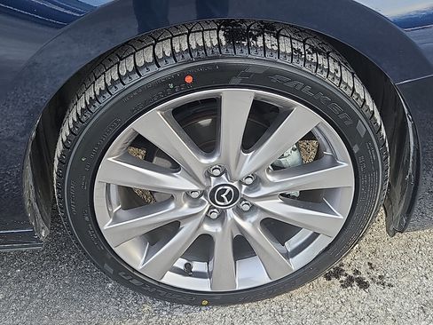 Used 2021 MAZDA MAZDA3 s image 26