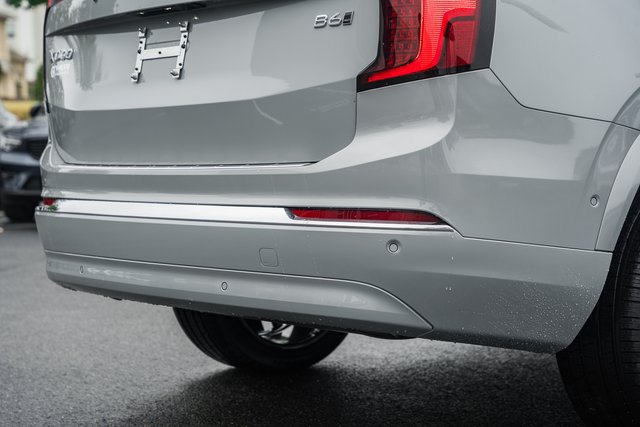 Used 2026 Volvo XC90 B6 Plus w/ Protection Package Premier AWD/4WD image 8