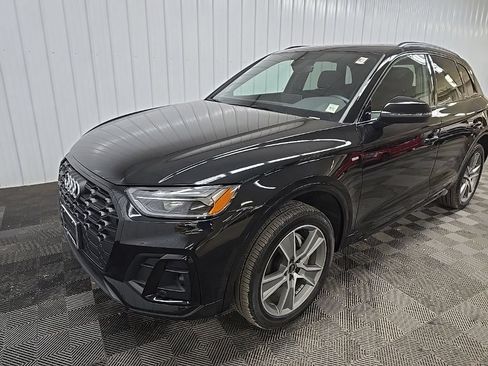 Used 2025 Audi Q5 2.0T Premium w/ Convenience Plus Package AWD/4WD image 8