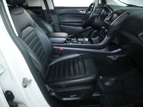 Used 2019 Ford Edge SEL w/ Equipment Group 201A image 34