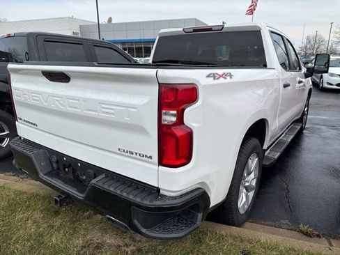Used 2020 Chevrolet Silverado 1500 Custom w/ Custom Max Trailering Package image 3