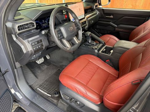 Used 2024 Toyota Tacoma TRD Sport w/ TRD Sport Upgrade Package image 2