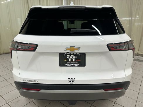 Certified 2025 Chevrolet Equinox LT FWD image 6