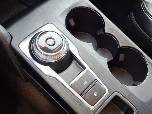 Used 2023 Ford Escape Platinum image 21