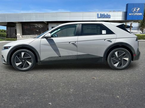New 2026 Hyundai Ioniq 5 SE RWD image 5