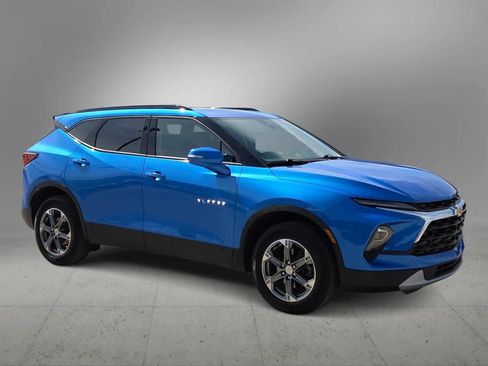Used 2024 Chevrolet Blazer LT w/ LPO, Floor Liner Package FWD image 2