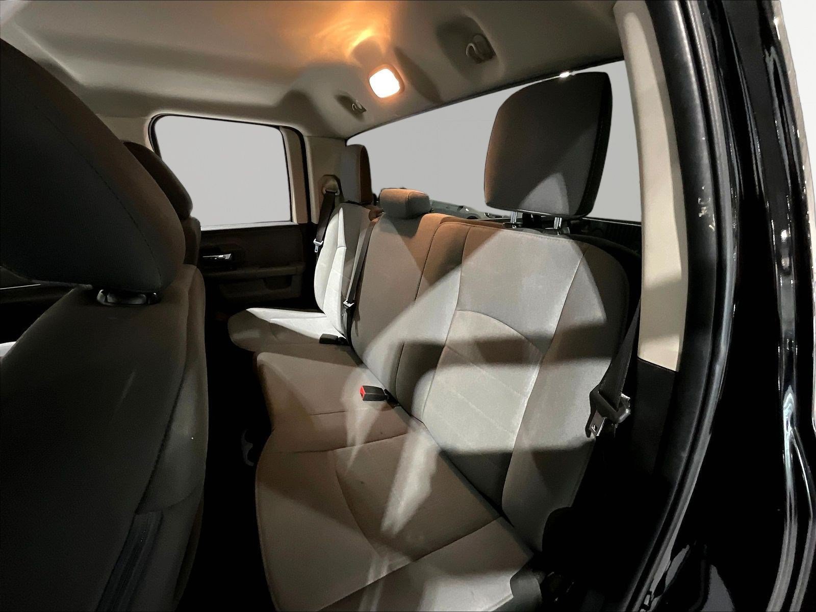 Used 2024 RAM 1500 Classic SLT AWD/4WD image 22