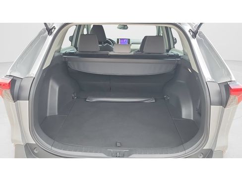 Certified 2025 Toyota RAV4 XLE AWD/4WD image 9