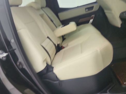 Used 2022 Toyota Tundra 1794 Edition image 32