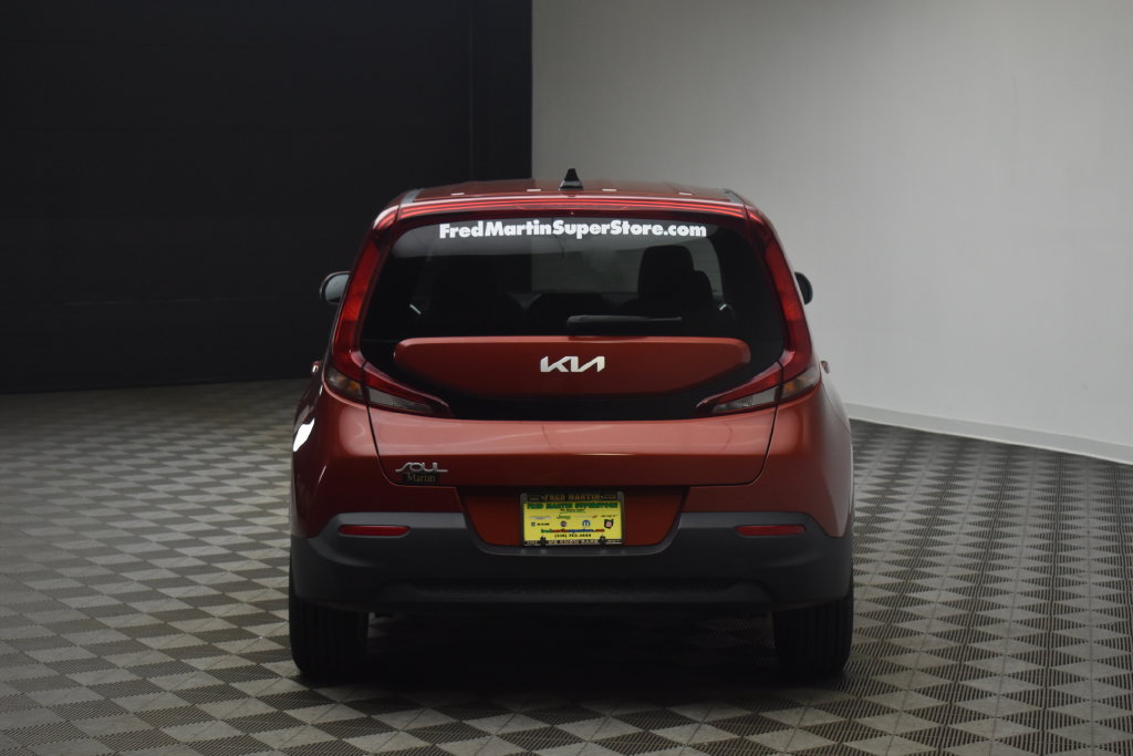 Used 2022 Kia Soul LX w/ Technology Package FWD image 6