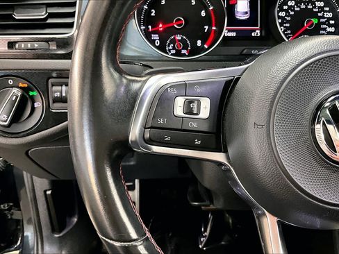 Used 2017 Volkswagen GTI Autobahn image 18