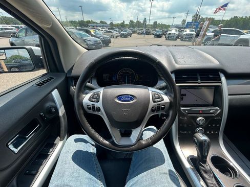 Used 2013 Ford Edge SEL AWD/4WD image 32