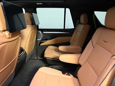 New 2026 Cadillac Escalade Luxury w/ Touring Package AWD/4WD image 21