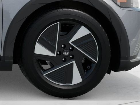 New 2026 Hyundai Ioniq 5 SEL image 8
