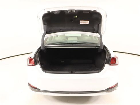 New 2025 Lexus ES 300h 300h image 22