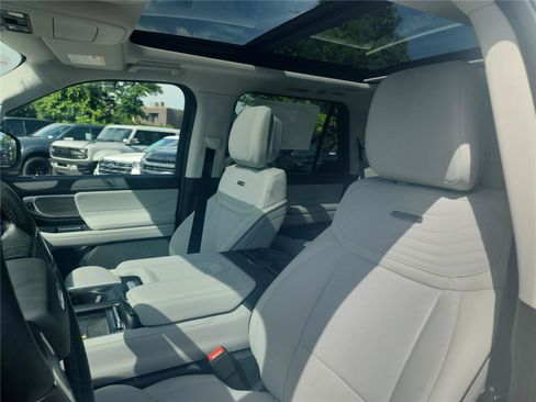 New 2027 Ford Expedition Max Platinum w/ Platinum Ultimate Package AWD/4WD image 14