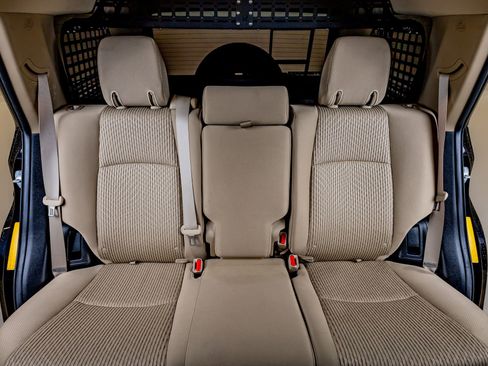 Used 2020 Toyota 4Runner SR5 image 32