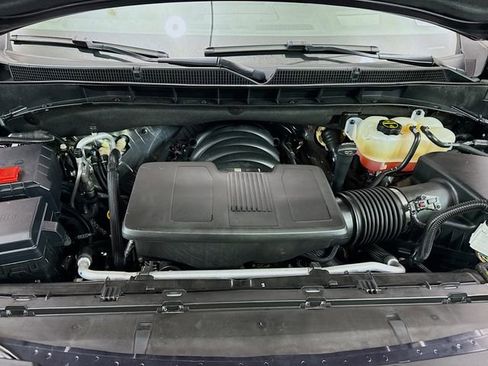 Used 2025 GMC Yukon AT4 w/ AT4 Premium Package image 34