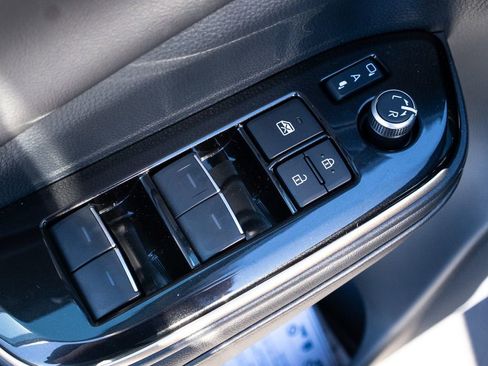 New 2026 Toyota Crown Nightshade image 19