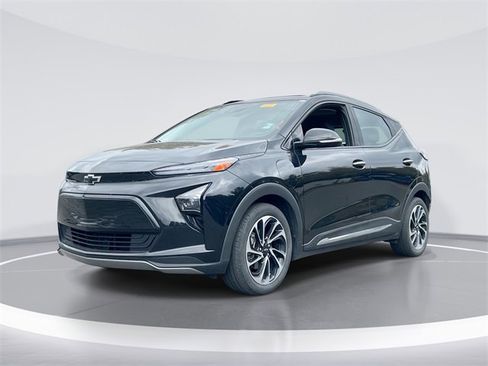 Used 2022 Chevrolet Bolt EUV Premier w/ Sun & Sound Package image 1