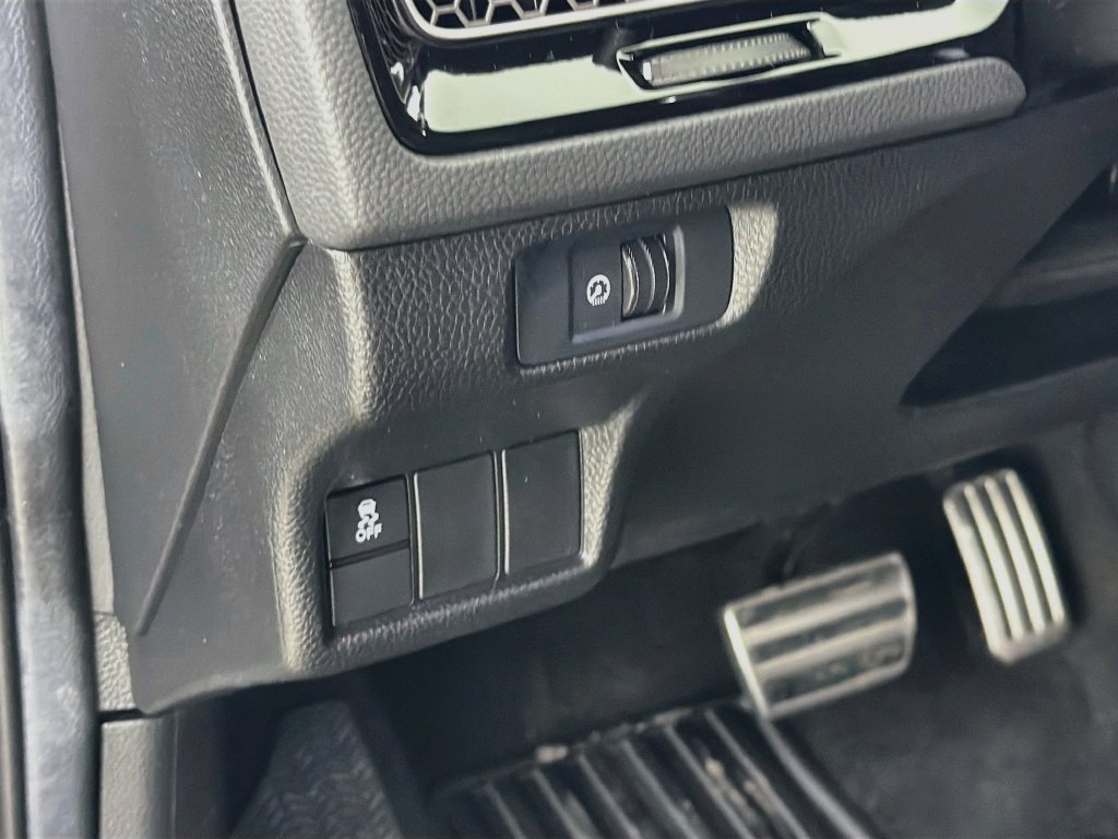 Used 2025 Honda Civic Sport image 11