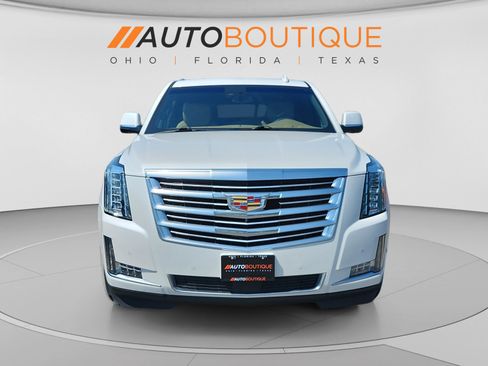 Used 2018 Cadillac Escalade Platinum AWD/4WD image 8
