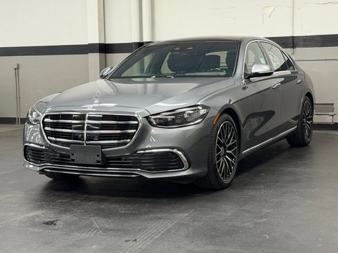 Used 2026 Mercedes-Benz S 580 4MATIC Sedan image 5