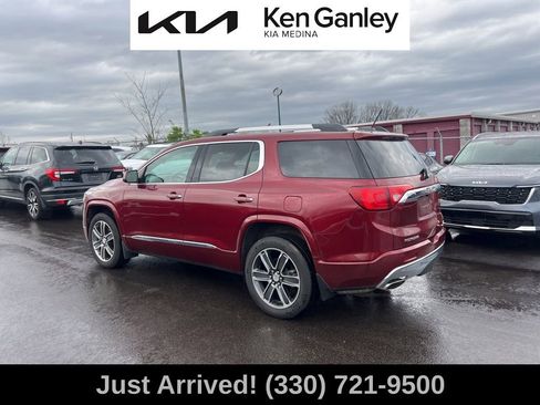Used 2018 GMC Acadia Denali w/ Technology Package image 8