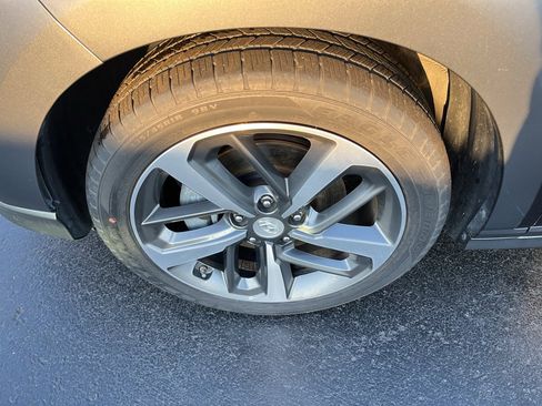 Used 2021 Hyundai Kona Limited image 38