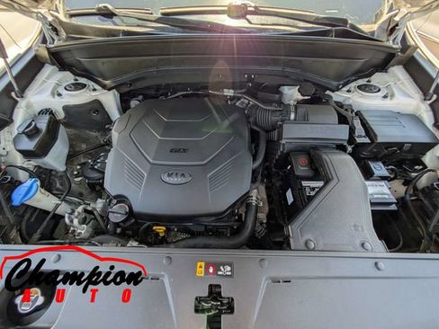 Used 2021 Kia Telluride EX w/ EX Premium Package AWD/4WD image 16