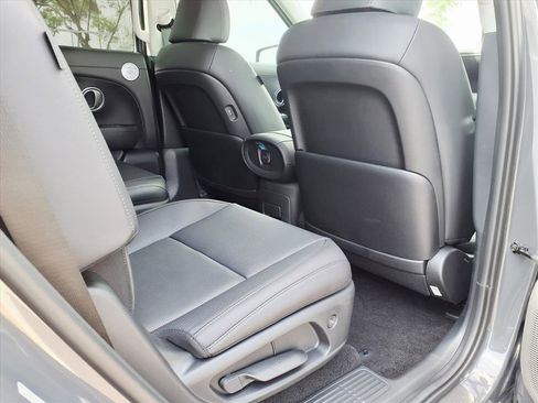 New 2026 Hyundai Palisade Limited image 8