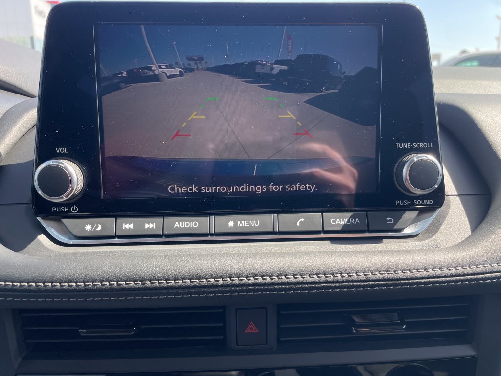 Certified 2026 Nissan Rogue SV FWD image 17
