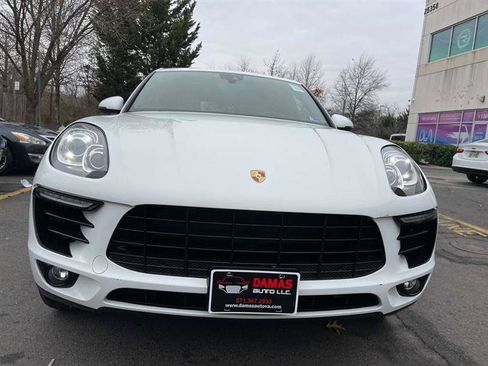 Used 2018 Porsche Macan S image 38