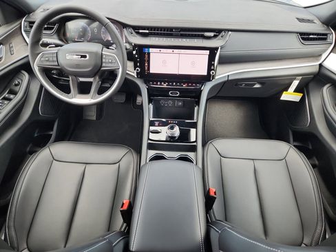 New 2026 Jeep Grand Cherokee L Limited AWD/4WD image 13