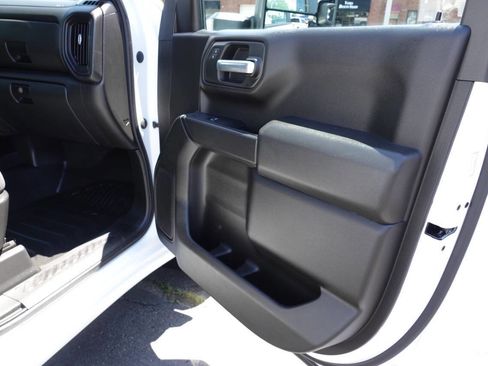 Used 2023 GMC Sierra 1500 Pro w/ Convenience Package AWD/4WD image 29