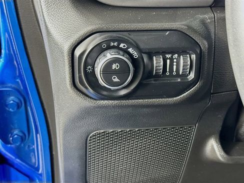 Used 2021 Jeep Gladiator Sport AWD/4WD image 14
