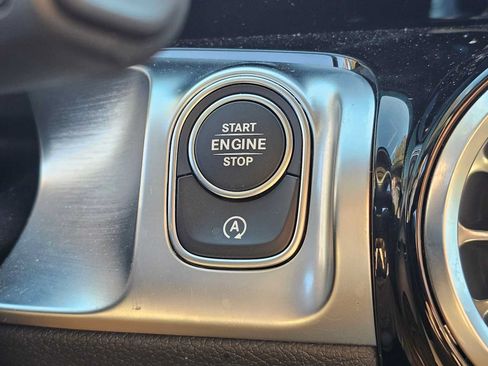 Used 2026 Mercedes-Benz GLB 250 image 30