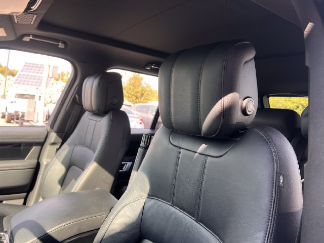 Used 2021 Land Rover Range Rover AWD/4WD image 13