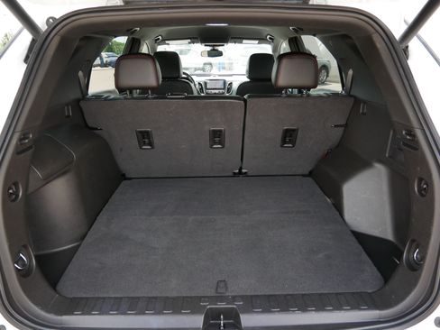 Used 2022 Chevrolet Equinox RS w/ Infotainment Package AWD/4WD image 18
