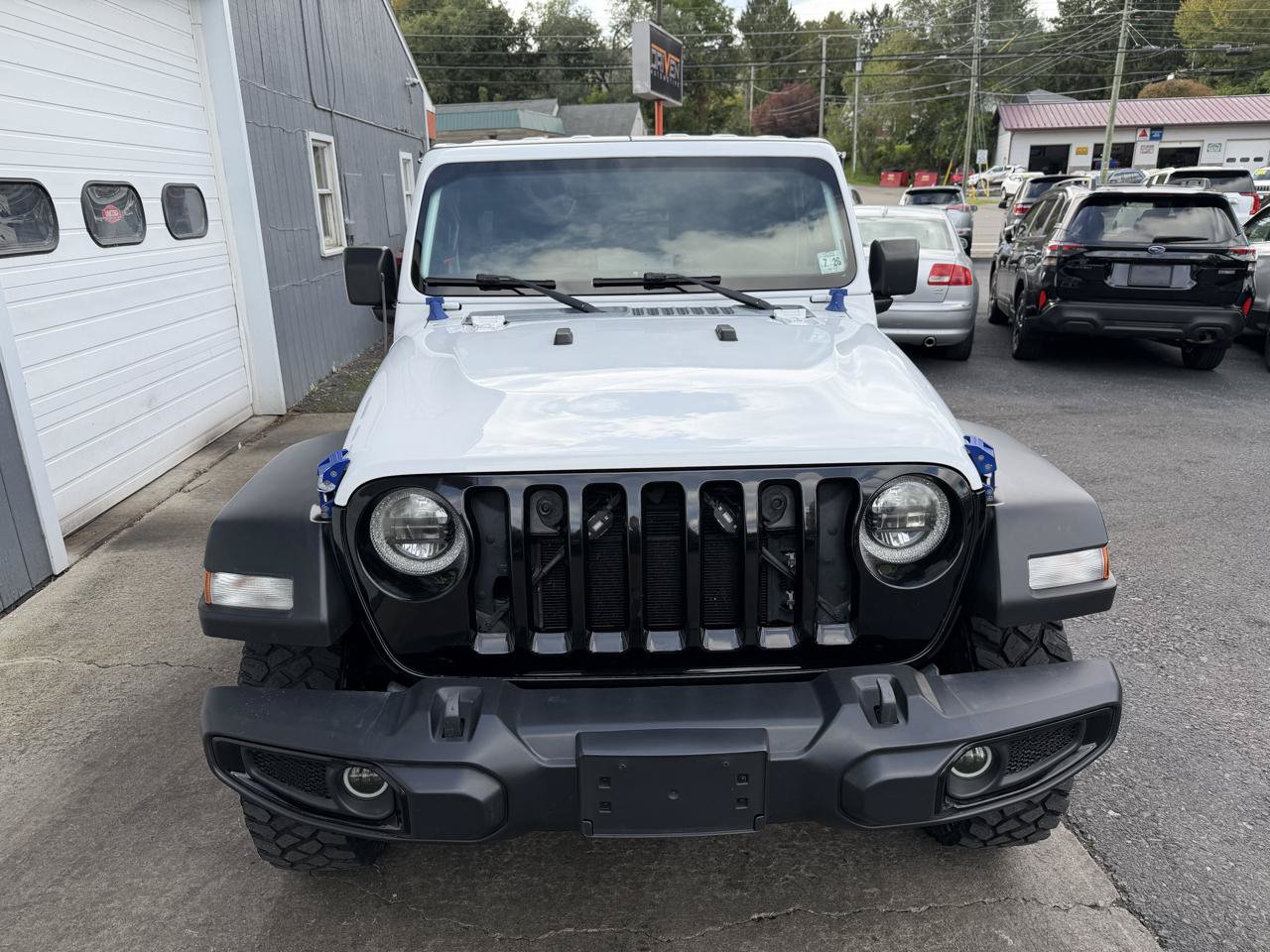 Used 2021 Jeep Wrangler Unlimited Sport AWD/4WD image 2
