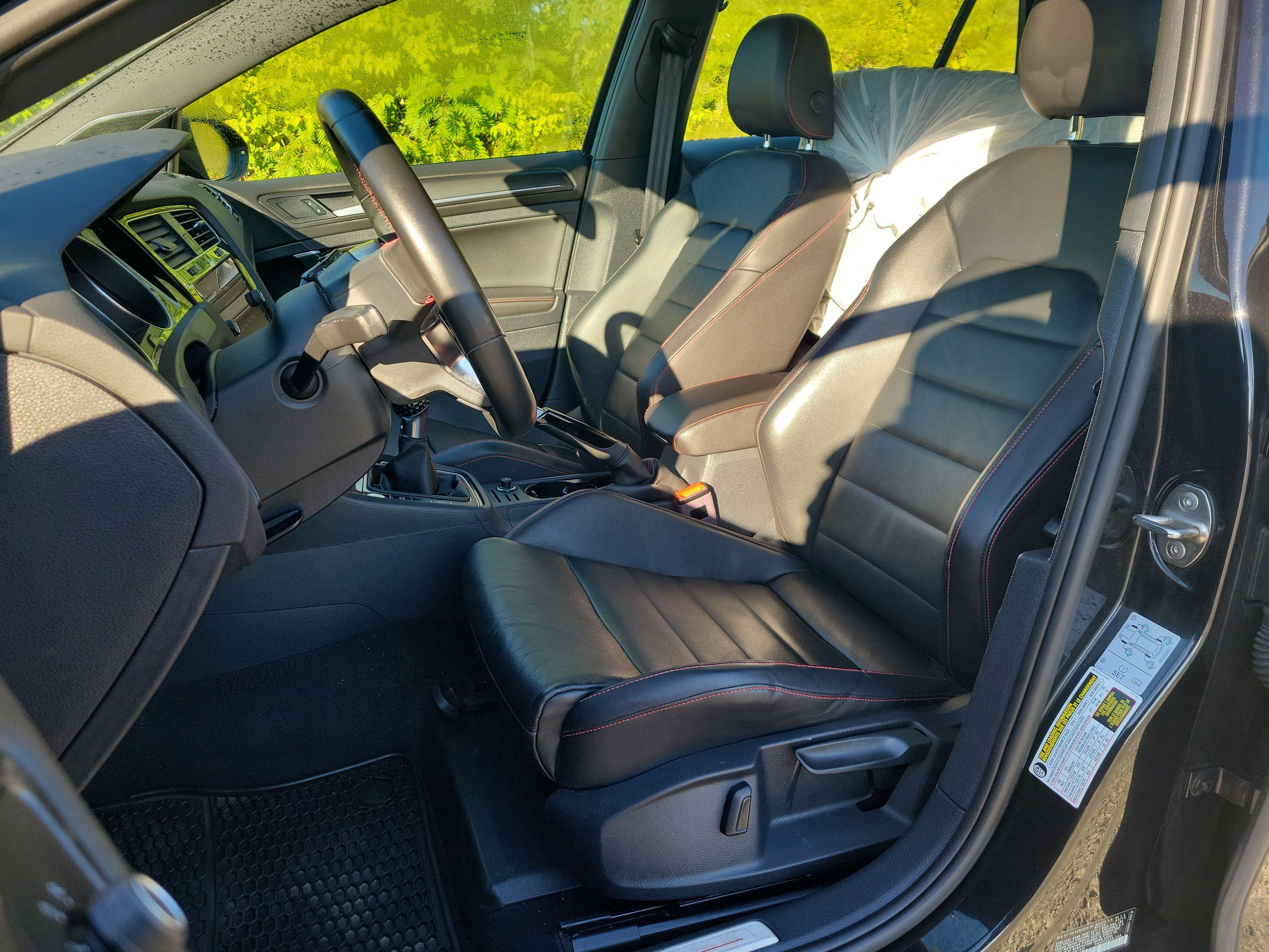 Used 2019 Volkswagen GTI S FWD image 14