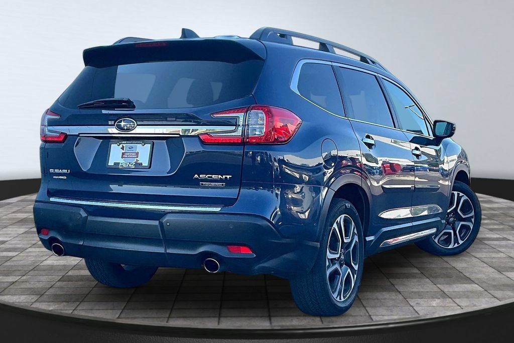 Used 2024 Subaru Ascent Touring AWD/4WD image 6