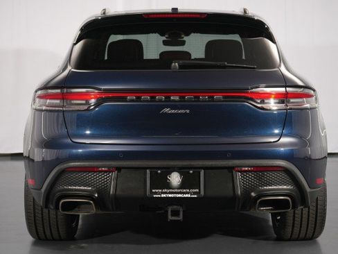 Used 2022 Porsche Macan AWD/4WD image 14