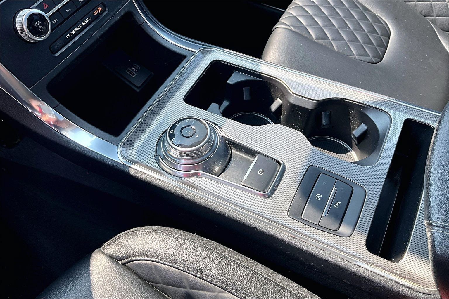 Certified 2023 Ford Edge Titanium AWD/4WD image 15