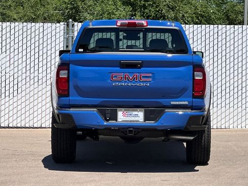New 2025 GMC Canyon Elevation w/ Convenience Package image 5