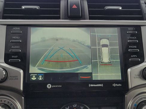 Used 2022 Toyota 4Runner SR5 Premium w/ Moonroof Package image 29