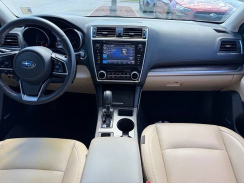 Used 2018 Subaru Outback 3.6R Limited AWD/4WD image 23