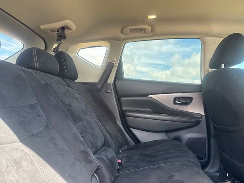 Used 2021 Nissan Murano SV FWD image 34